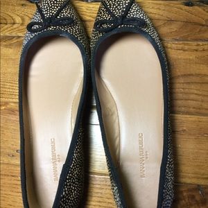 Banana Republic ptd-toe leopard calf hair flats